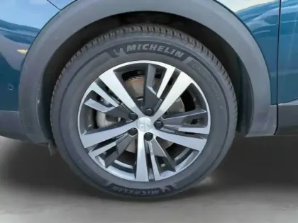 Photo 10 Peugeot 3008  Plug-in Hybrid 180ch Allure Pack e-EAT8