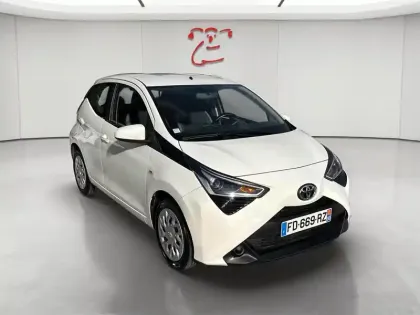 Photo 8 Toyota Aygo  1.0 VVT-i 69ch x-play x-shift 5p