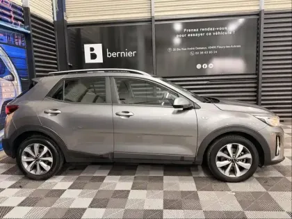 Photo 6 Kia Stonic  1.0 T-GDi 100ch Active DCT7