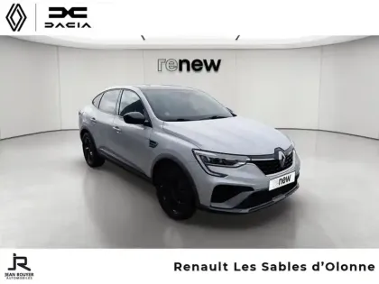 Photo 23 Renault Arkana  1.6 E-Tech hybride 145ch RS Line Fast Track