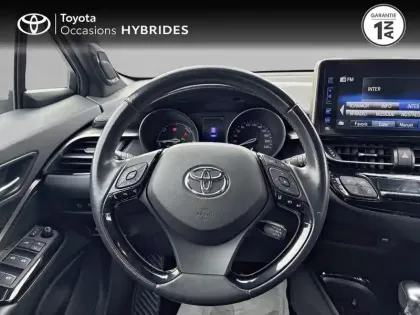Photo 12 Toyota C-HR  122h Collection 2WD E-CVT RC18