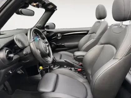 Photo 17 Mini Mini Cabrio Cooper 136ch Edition Premium Plus BVA7