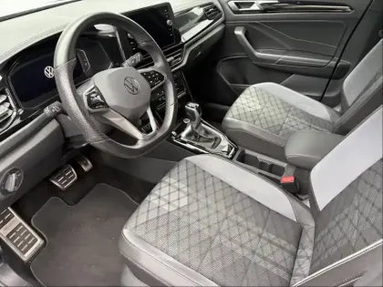 Photo 10 Volkswagen T-roc  1.5 TSI EVO 150ch R-Line DSG7