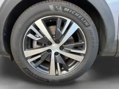 Photo 9 Peugeot 3008  HYBRID 225ch Allure e-EAT8