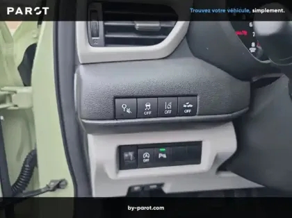 Photo 23 Suzuki Swift Nouveau 1.2 Dualjet Hybrid CVT Privilège