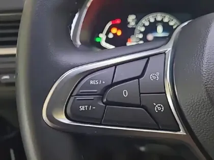 Photo 24 Renault Captur  TCe 90
