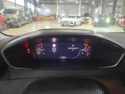 Photo 11 Peugeot 208  100 S&S BVM6