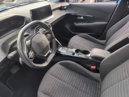 Photo 6 Peugeot 208  Electrique 50 kWh 136ch