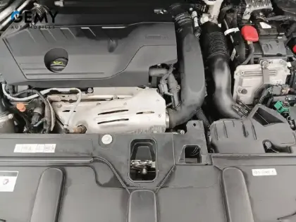 Photo 11 Peugeot 3008  Hybrid 225 e-EAT8