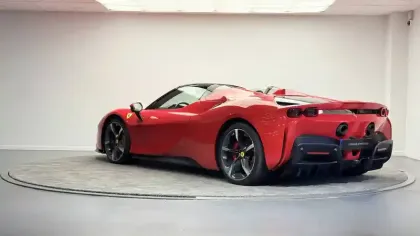 Photo 6 Ferrari Sf90  Spider 4.0 V8 780 ch PHEV
