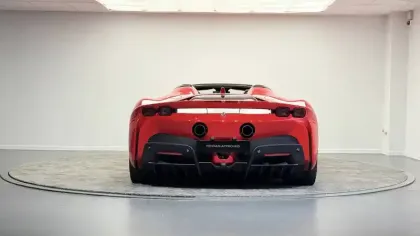 Photo 5 Ferrari Sf90  Spider 4.0 V8 780 ch PHEV