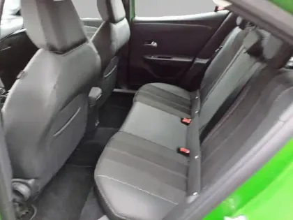 Photo 11 Opel Mokka  Electrique 136 ch & Batterie 50 kWh