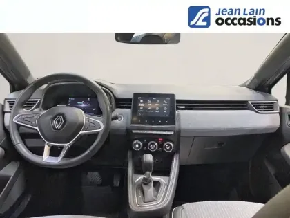 Photo 17 Renault Clio  E-Tech full hybrid 145