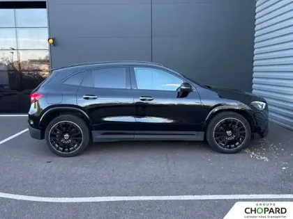 Photo 35 Mercedes GLA  250 e 8G-DCT