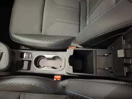 Photo 30 Renault Captur  E-Tech full hybrid 160 ch