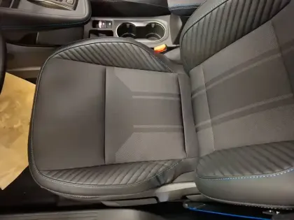 Photo 32 Renault Captur  E-Tech full hybrid 160 ch
