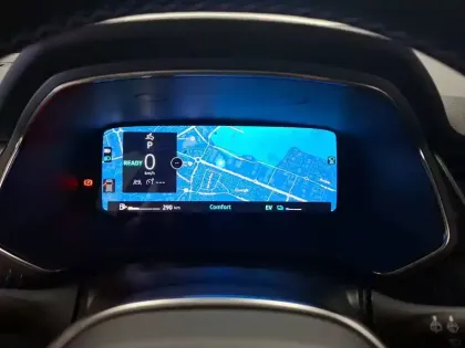 Photo 15 Renault Captur  E-Tech full hybrid 160 ch