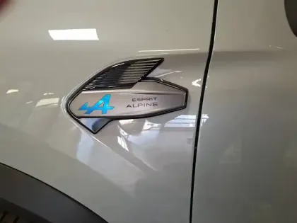 Photo 34 Renault Captur  E-Tech full hybrid 160 ch