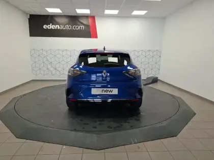Photo 9 Renault Clio  E-Tech full hybrid 145 ch GSR2