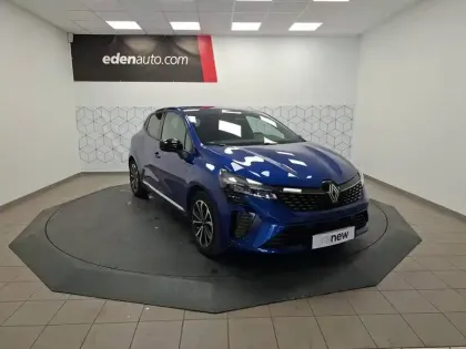 Photo 11 Renault Clio  E-Tech full hybrid 145 ch GSR2