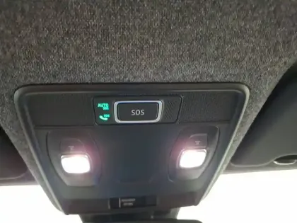 Photo 27 Renault Captur  E-Tech full hybrid 160 ch