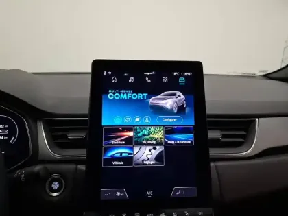 Photo 18 Renault Captur  E-Tech full hybrid 160 ch