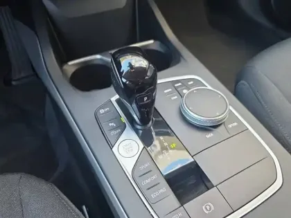 Photo 11 BMW Serie 1 118i 136 ch DKG7