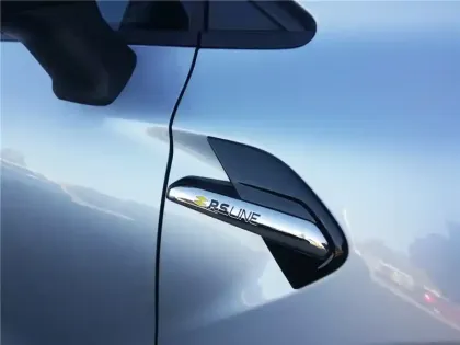 Photo 10 Renault Captur MILD HYBRID 160 EDC