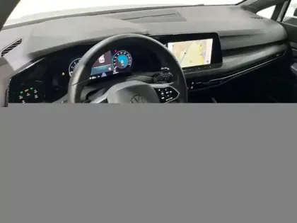 Photo 6 Volkswagen Golf 1.5 eTSI OPF 150 DSG7 R-Line