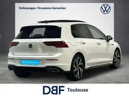Photo 14 Volkswagen Golf 1.5 eTSI OPF 150 DSG7 R-Line