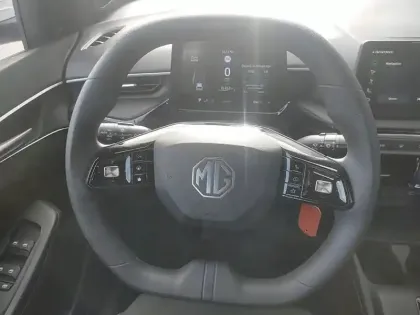 Photo 7 Mg Mg3  1.5 Hybrid+ 195ch Standard