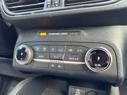 Photo 14 Ford Kuga  2.5 Duratec 190ch FHEV E85 Graphite Tech Edition BVA