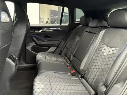 Photo 9 Volkswagen Tiguan  2.0 TDI 150ch R-Line DSG7