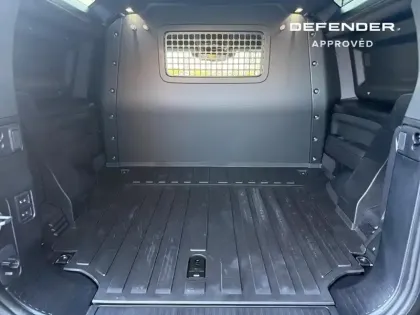 Photo 9 Land rover Defender  90 3.0 D250 Hard Top X-Dynamic SE