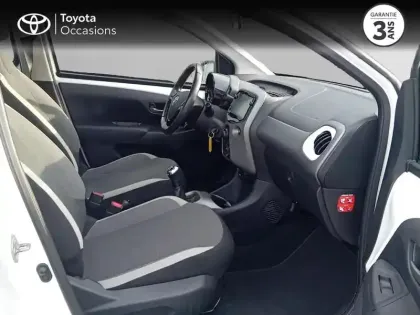 Photo 5 Toyota Aygo  1.0 VVT-i 72ch x-play 5p MY20