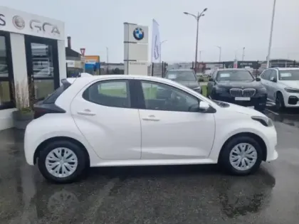 Photo 5 Toyota Yaris  116h Dynamic 5p MC24