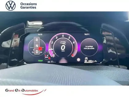 Photo 14 Volkswagen Golf  1.5 eTSI EVO2 116ch R-Line Edition DSG7