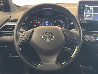 Photo 11 Toyota C-HR  122h Edition 2WD E-CVT MY22