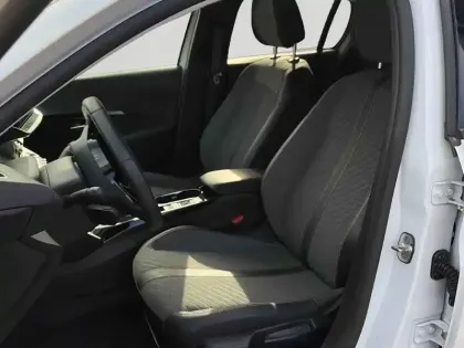 Photo 12 Peugeot 208  1.2 PureTech 100ch S&S Allure