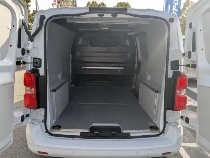 Photo 9 Citroën Jumpy  Fg M 2.0 BlueHDi 180ch S&S EAT8