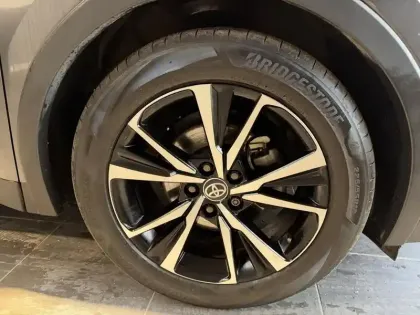 Photo 7 Toyota C-HR  2.0 Hybride 200ch Design MY25
