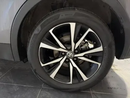 Photo 10 Toyota C-HR  2.0 Hybride 200ch Design MY25