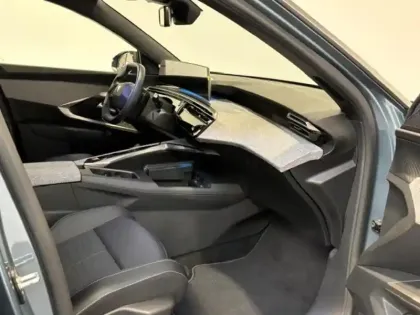 Photo 14 Peugeot 3008  1.2 Hybrid 136ch Allure e-DCS6