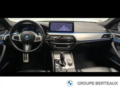 Photo 8 BMW Serie 5 Série 5 545eA xDrive 394ch M Sport Steptronic