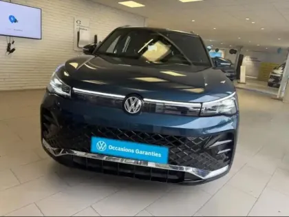 Photo 5 Volkswagen Tiguan  1.5 eTSI 150ch R-Line Edition DSG7