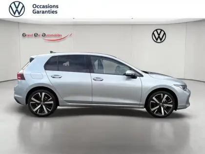 Photo 6 Volkswagen Golf  1.5 eTSI EVO2 116ch VW Edition DSG7
