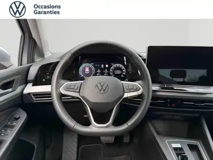 Photo 10 Volkswagen Golf  1.5 eTSI EVO2 116ch VW Edition DSG7