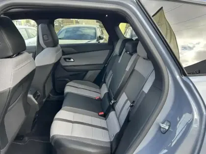Photo 11 Opel Grandland  1.2 Turbo Hybrid 145ch Ultimate e-DCT6