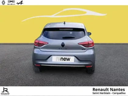Photo 5 Renault Clio  1.6 E-Tech hybride 145ch Engineered