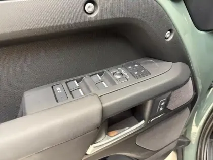 Photo 14 Land rover Defender  110 2.0 P300e PHEV Trophy Edition Keswick Green